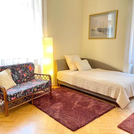 Apartamento Isabelle Residency - Balcony & A.C Budapest Exterior foto