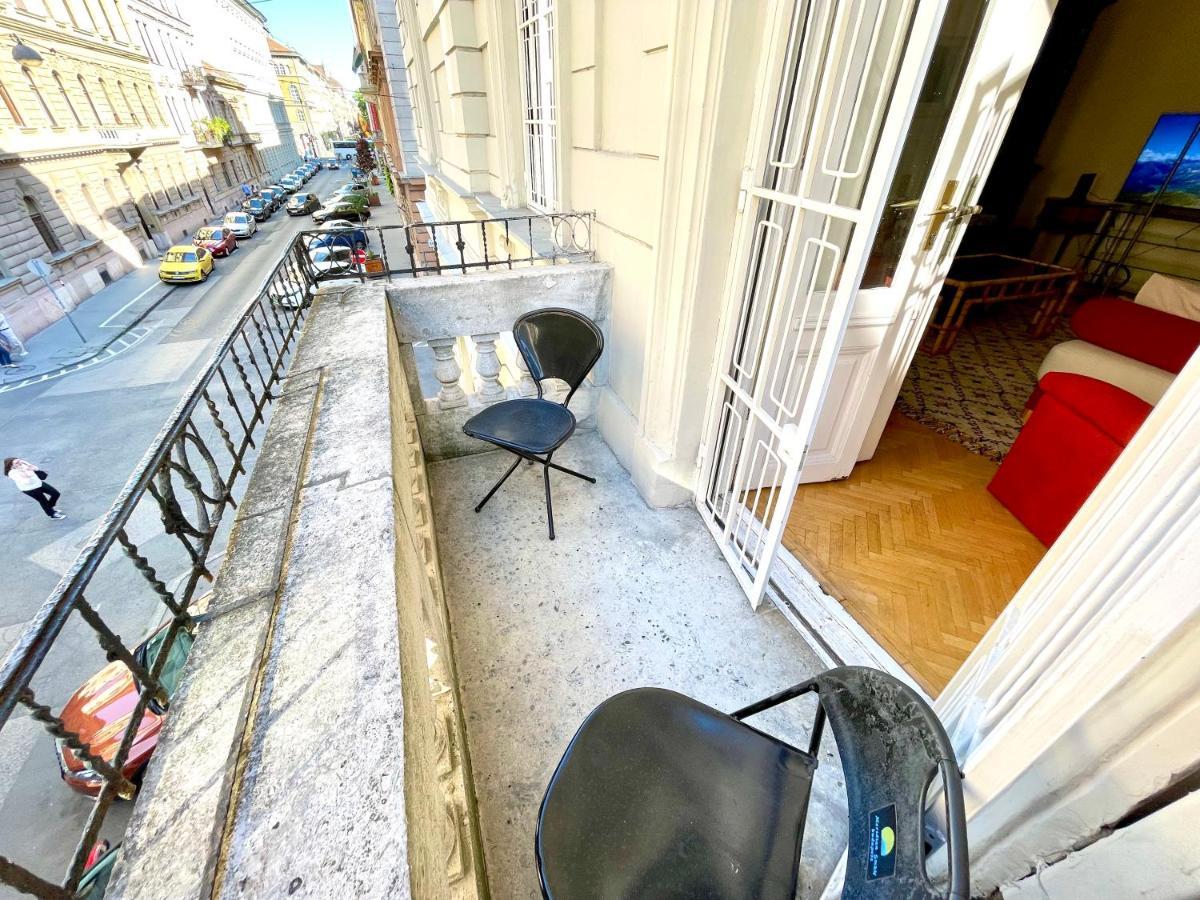 Apartamento Isabelle Residency - Balcony & A.C Budapest Exterior foto