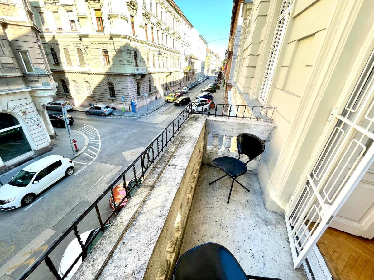 Apartamento Isabelle Residency - Balcony & A.C Budapest Exterior foto